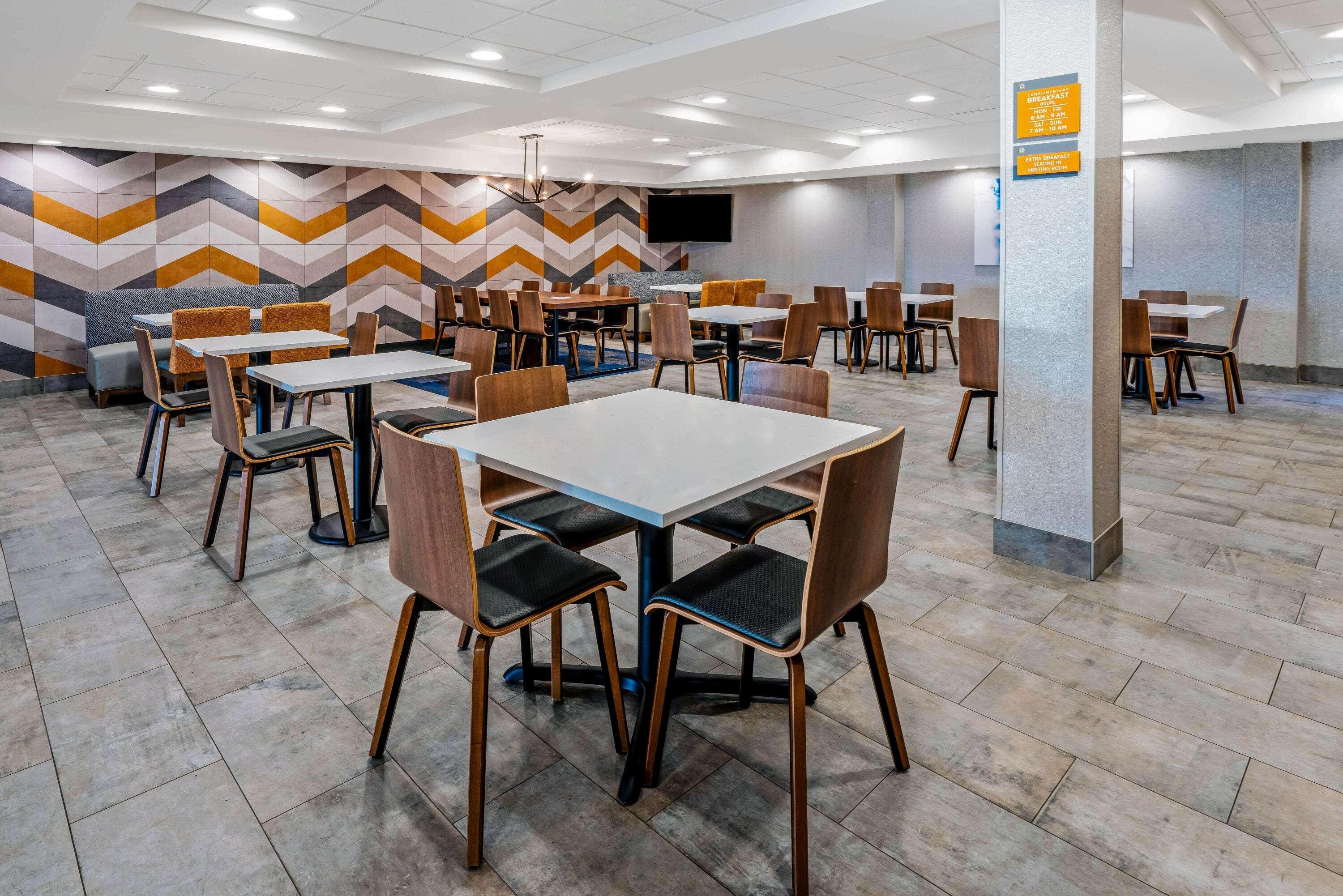 La Quinta By Wyndham Kennewick Hotel Exterior photo